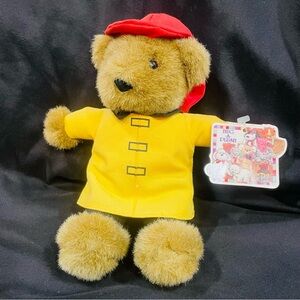 Vintage Commonwealth Hug A Plush Bear Yellow Raincoat Red Hat Stuffed 1991 NWT